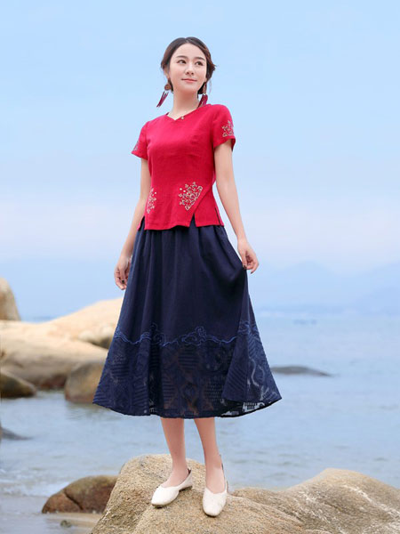 忆花寻女装品牌2019春夏汉服短款圆领上衣+过膝长裙民族风套裙两件套装