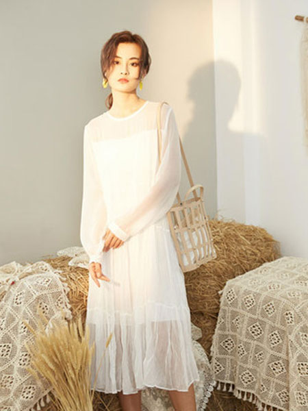 宝洛莎女装品牌2019春夏显瘦A型时尚桑蚕丝气质宽松