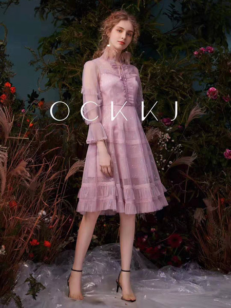 OCKKJ女装品牌2019秋季新款气质韩版蕾丝拼接宽松显瘦长袖连衣裙