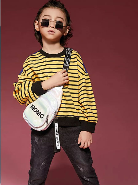 玛玛米雅童装品牌2019秋季条纹不规则长袖卫衣字母条纹印花