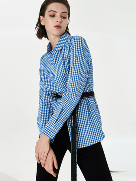 荷比俪女装品牌2019秋季新款创意拼接休闲时尚感长袖上衣格纹衬衫