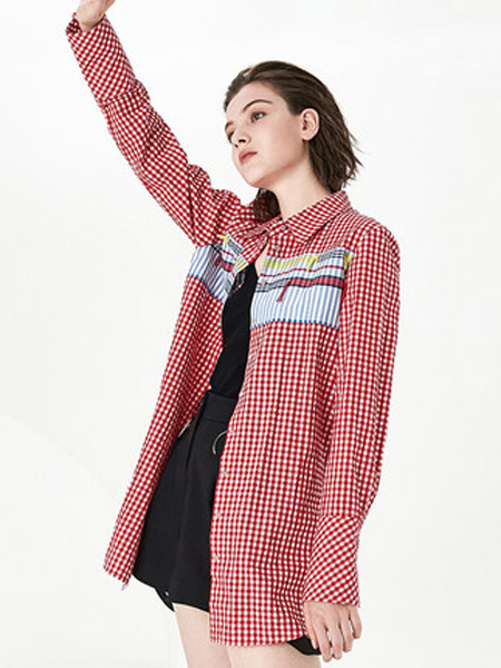 荷比俪女装品牌2019秋季新款创意拼接休闲时尚感长袖上衣格纹衬衫