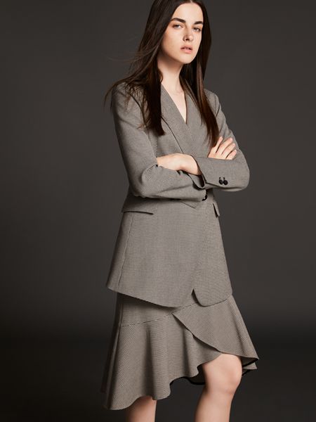 芮玛女装品牌2019秋季时尚两件套装七分袖V上衣荷叶边半身裙