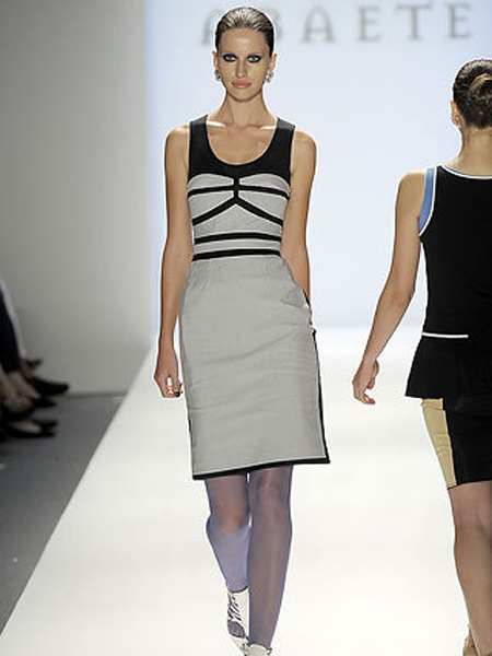Abaeté女装品牌新款韩版时尚包臀性感吊带连衣裙