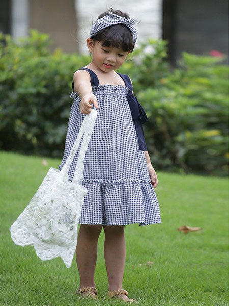 茶子树童装品牌2019秋季女童中长款韩版儿童洋气格子度假吊带裙