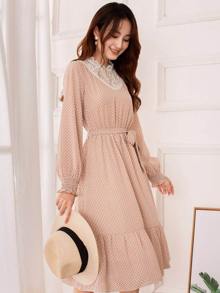 蓝缇儿女装品牌2019春夏新款韩版印花字母条纹衬衫宽松长袖连衣裙