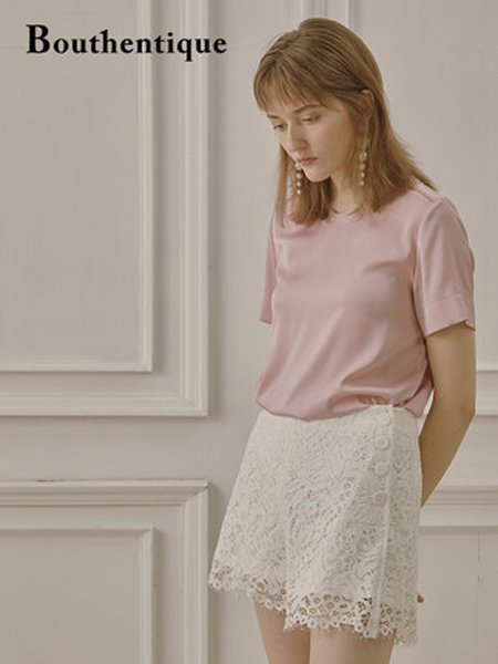 bouthentique女装品牌2019春夏新款白色优雅气质蕾丝短裤