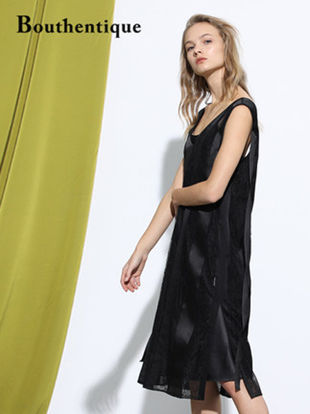 bouthentique女装品牌2019春夏新款无袖黑色优雅气质连衣裙