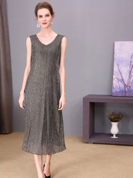 萨拉迪恩女装品牌2019春夏新款时尚修身显瘦无袖连衣裙