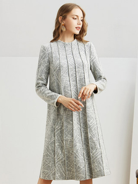 NAERSILING女装品牌2019秋冬新款时尚条纹灰色圆领长袖羊毛连衣裙