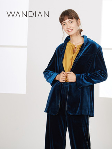 婉甸女装品牌2019秋季新款短款宽松舒适外套蓝色丝绒复古长袖西装