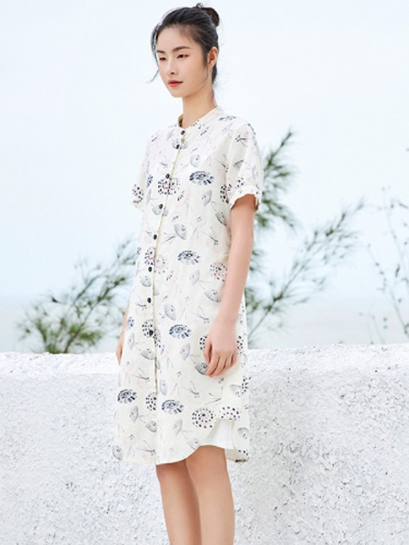 BUKHARA布卡拉女装品牌2019春夏新款韩版衬衫领宽松休闲连衣裙