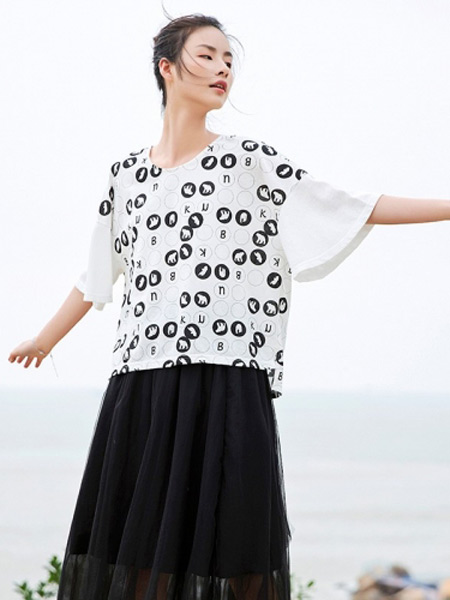BUKHARA布卡拉女装品牌2019春夏新款圆领印花宽松百搭打底衫短袖T恤