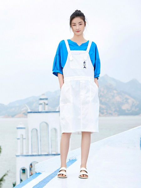 BUKHARA布卡拉女装品牌2019春夏新款韩版学院风宽松显瘦百搭背带裙吊带连衣裙