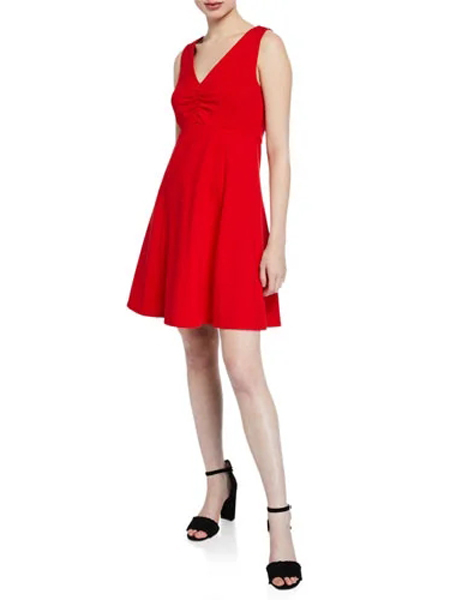 Starblogs星塔布洛女装品牌2019春夏新款红色深V领无袖连衣裙