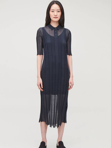 Collection of StyleCOS休闲品牌2019春夏新款透薄感针织连衣裙