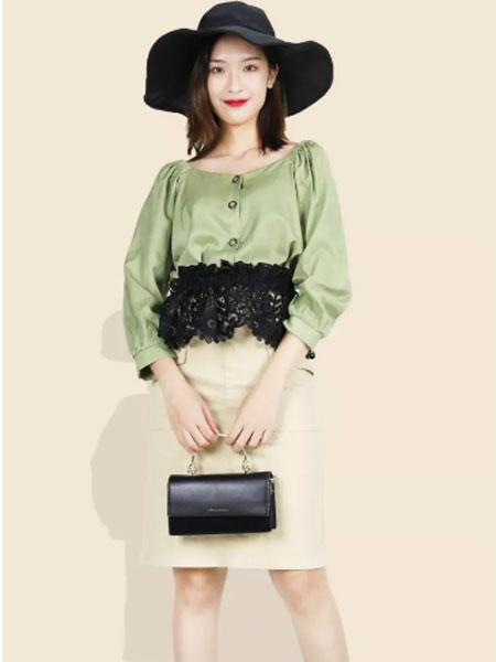 麦寻女装品牌2019秋季韩版设计感短款上衣女长袖薄款洋气百搭网红T恤女潮