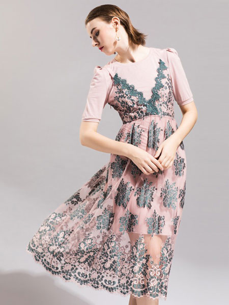 卡佩诺 - KAIPEINUO女装品牌2019春夏新款韩版宽松蕾丝连衣裙