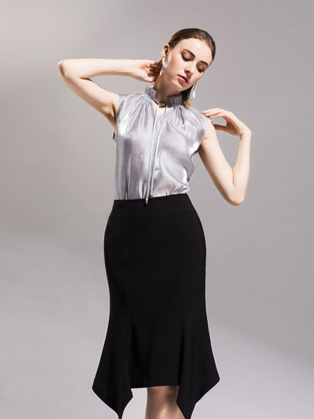 卡佩诺 - KAIPEINUO女装品牌2019春夏高腰显瘦包臀斜角荷叶鱼尾裙