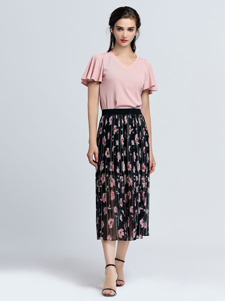 音非女装品牌2019春夏新款韩版黑色印花雪纺半身裙
