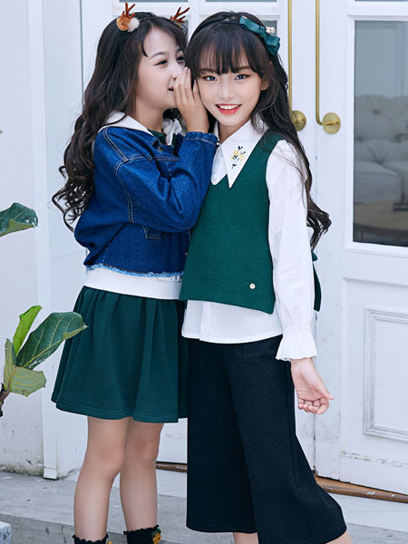 嗒嘀嗒童装品牌2019秋冬韩版时尚长袖针织马甲背心系带两件套