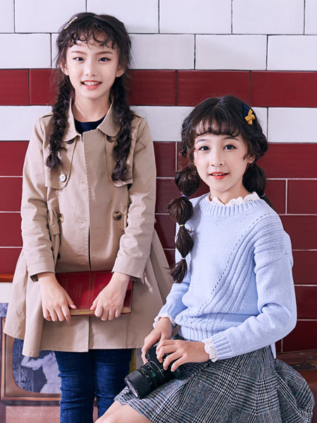 嗒嘀嗒童装品牌2019秋冬女童收腰百褶裙摆双排扣风衣中长外套洋气