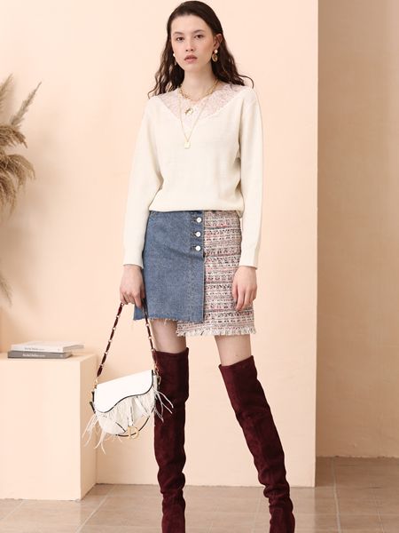 百图女装品牌2019秋冬V领蕾丝拼接针织衫