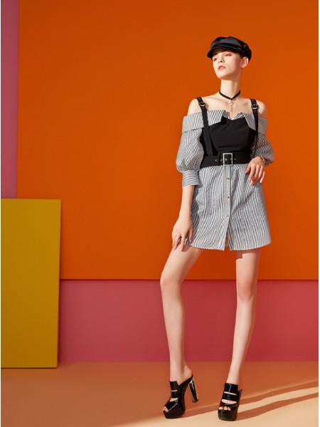 百丝女装品牌2019秋季新品时尚个性条纹外搭吊带上衣两件套套装