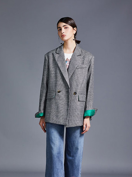 艾米女装品牌2019秋冬条纹休闲西装外套