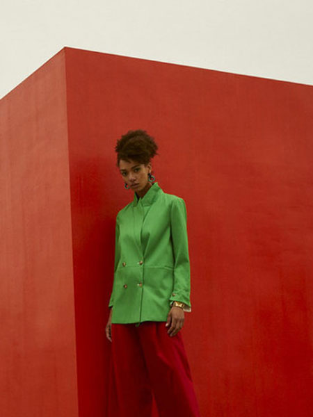Keine Siege女装品牌2019秋季绿色天鹅绒 双排扣 西装外套