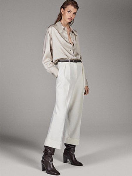 奥利维尔·斯泰利女装品牌2019秋冬深v真丝衬衫