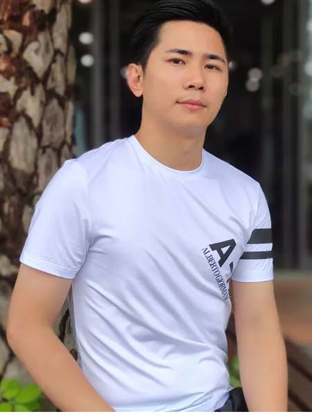 艾伯图男装品牌2019春夏男士圆领短袖修身潮流棉t恤潮牌