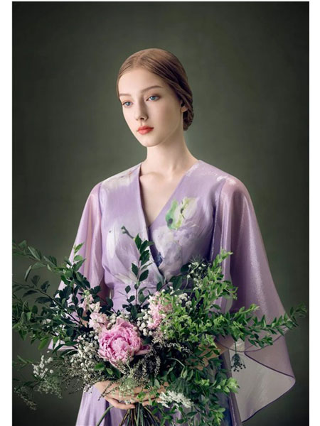 欧柏兰奴女装品牌2020春夏新款繁花记系列尽显东方之美