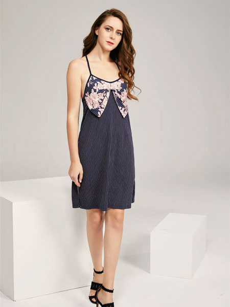蜜诺内衣品牌2020春夏新品已上市 秘密花园系列 吊带裙