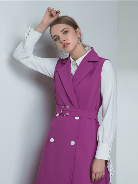 浩洋国际女装品牌2020春夏新款纯色连衣裙