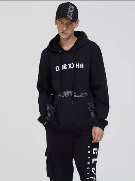 嘻嘻哈哈女装品牌2020秋冬新款拼接色印字带帽卫衣