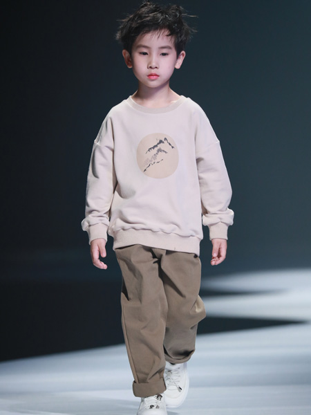 森虎儿童装品牌2020秋季韩版保暖外出上衣