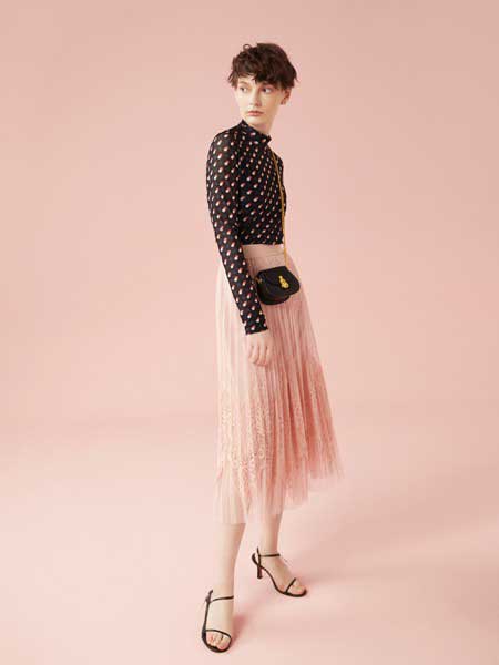 芮玛女装品牌2020春夏新款纯色透纱气质半身裙