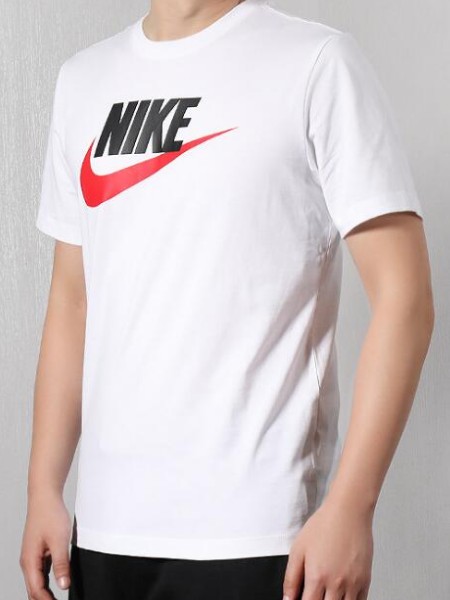 Nike耐克男装2020春夏宽松排汗透气舒适运动T恤AR5005-100