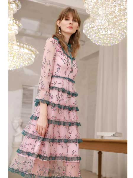 木帛女装品牌2020春夏新款纯色气质蕾丝印花连衣裙