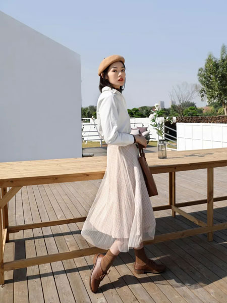 MOKOO女装品牌2020春夏新款纯色针织高领长袖上衣