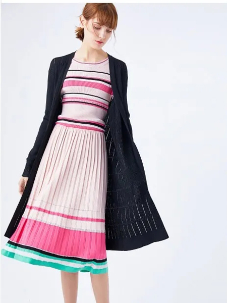 圣奇融羊绒女装品牌2020春夏新款针织长裤外套