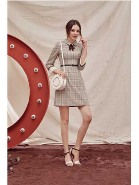 雅美瑞女装品牌2020春夏新款格子收腰连衣裙
