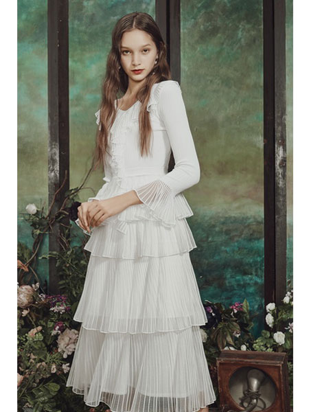保时霓女装品牌2020春夏新款欧美白色连衣裙