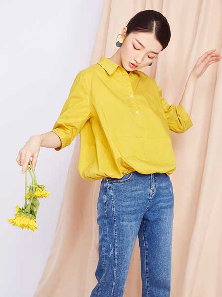 巒左女裝品牌2020春夏新款高領黃色襯衫
