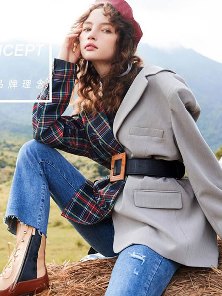 YANGER女装品牌2020春夏新款拼接色格子气质大衣