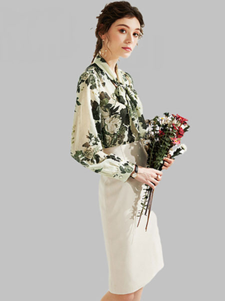 TYZEE套装女2020春装新款法式水墨花朵印花衬衫+半身裙两件套