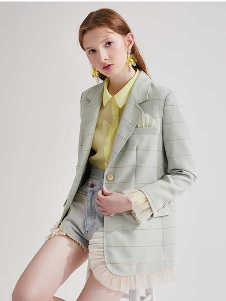 糖力潮品(TAMMYTANGS)女装品牌2020春夏新品单排扣拼接网纱绿色格纹西装外套