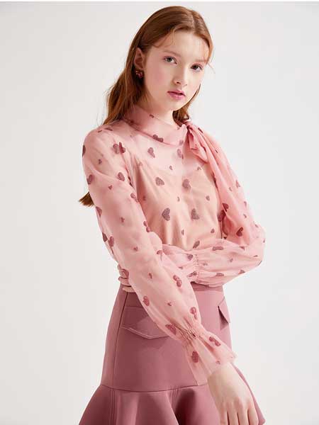 糖力潮品(TAMMYTANGS)女装品牌2020春夏新款桃心印花绑带网纱两件套罩衫上衣