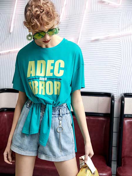艾利欧女装品牌2020春夏个性系带短袖